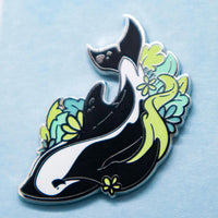 Evy Benita Pin - Hourglass Dolphin