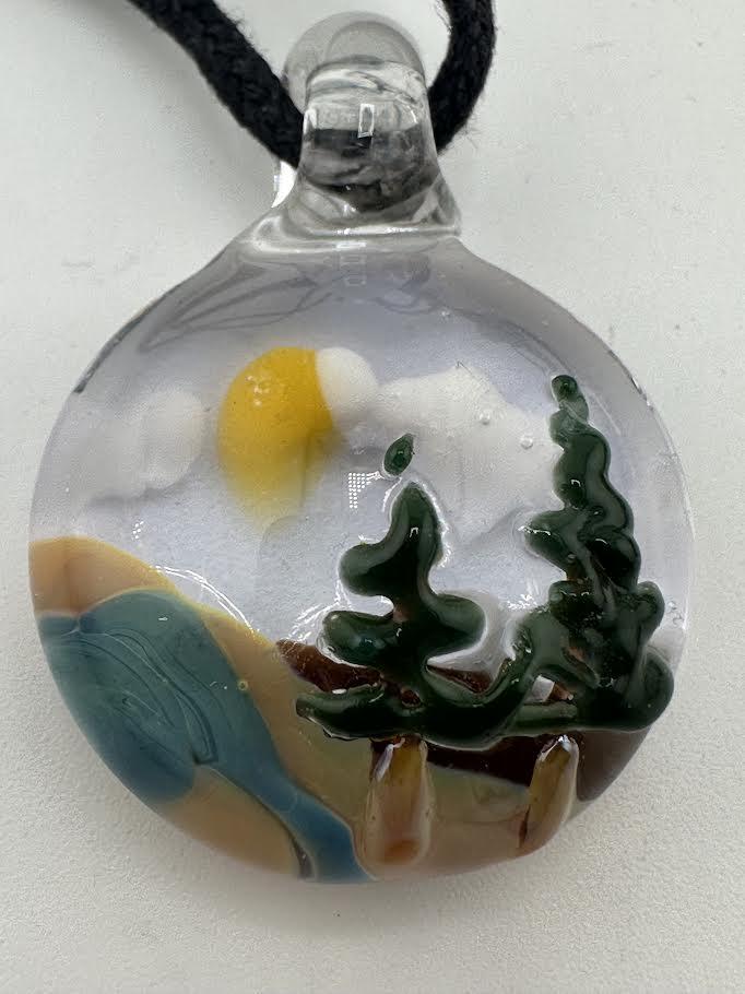 Crondo Glass Pendant - Scenic Scene