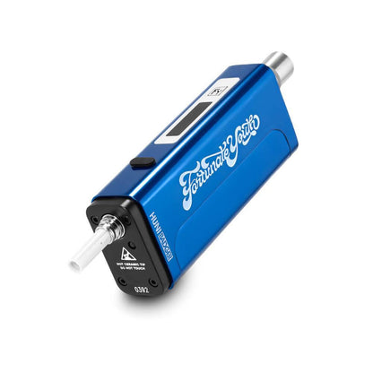 Huni Badger Portable Device Pro in blue, designed for easy on-the-go herbal extract consumption with a ceramic heating element.