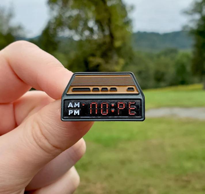Kolorspun Nope Alarm Clock Pin