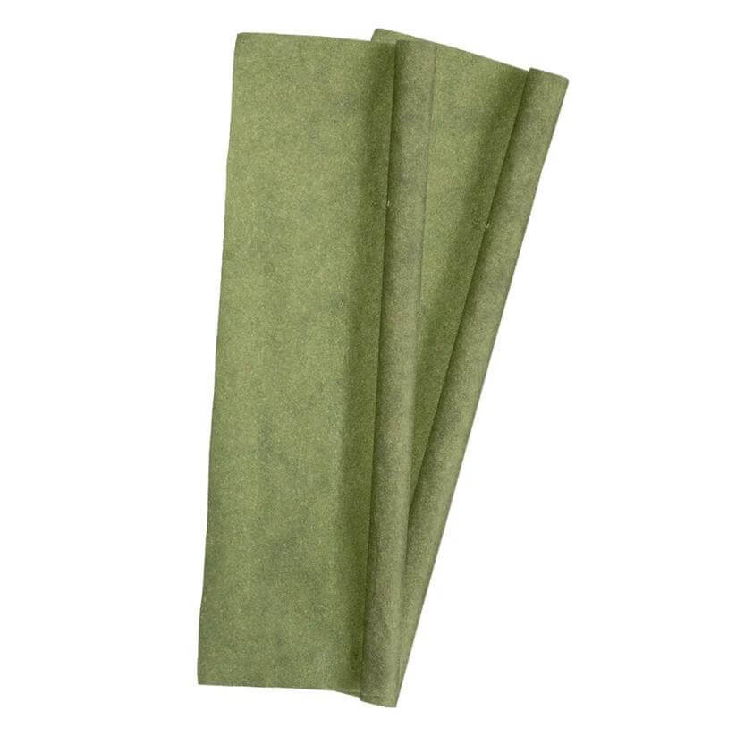 King Palm organic palm blunt wraps in green; chemical-free, non-addictive, and infused with Banana Grape flavor.