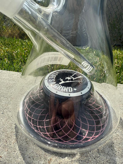 Compton Glass Kickback 17" w/ Built In Ginder