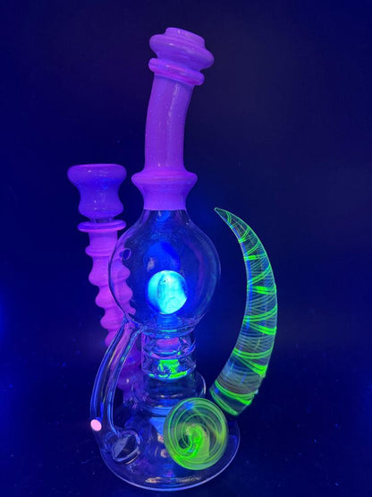 Brando Glass Blooper - Large Format UV Blue w/ Marble Attachments Fumed Horn 14mm 90°