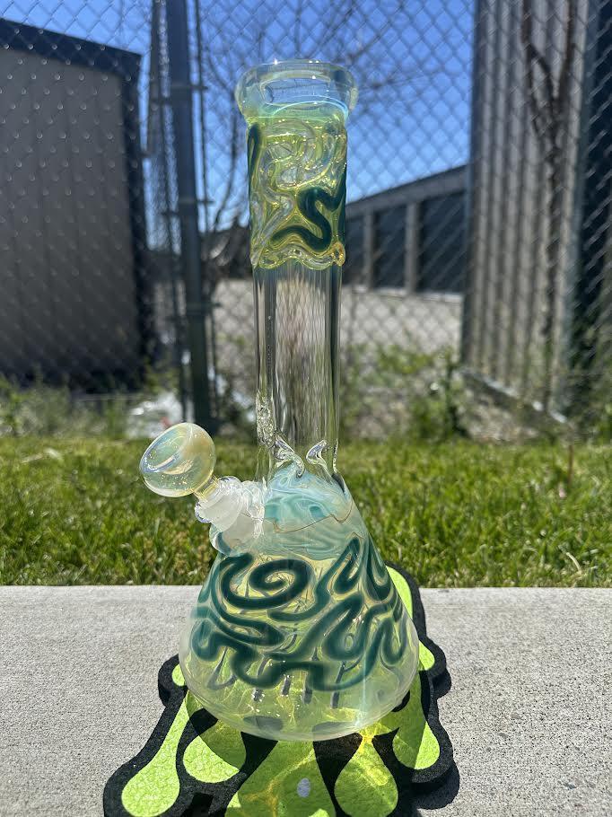 MJHoG 12" Flower Beaker - Squiggle Tech