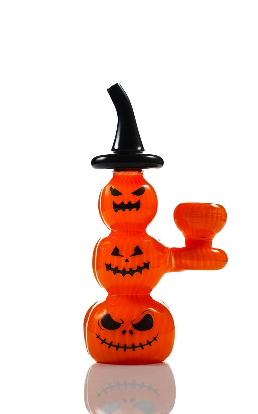 Toxic Pumpkin Bubbler TX104 in vibrant orange with spooky faces and a witch hat, perfect for Halloween-themed sessions.