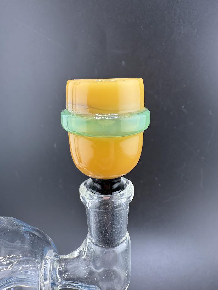 UFO 14mm bowl in yellow and green glass, designed for bongs and water pipes for enhanced smoking experience.