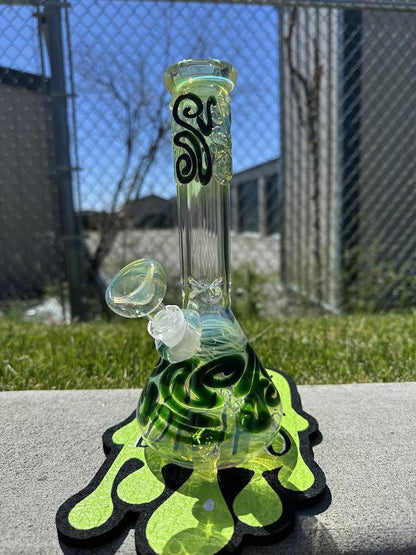 MJHoG 9" Flower Beaker - Squiggle Tech