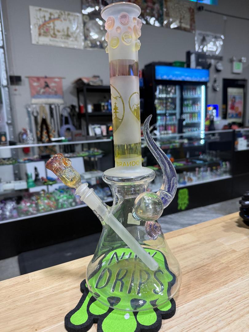 Brando Glass Flower Beaker - Sand Blasted Gold Fumed Mountain Scene 14mm 45°