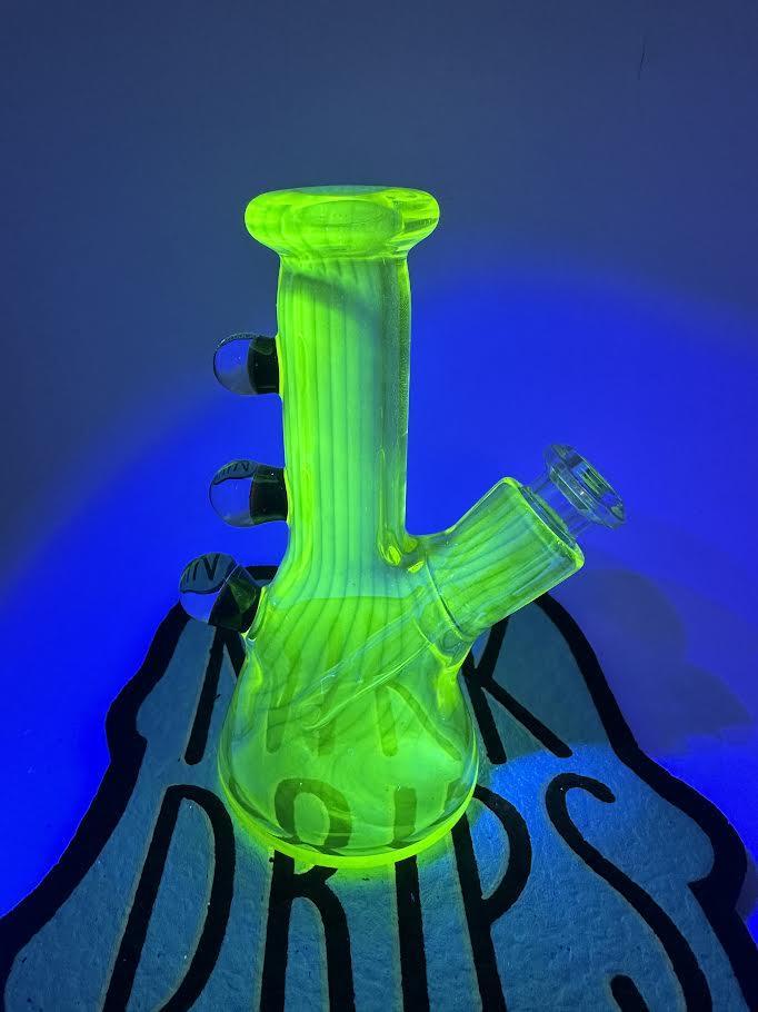 Filla John Glass Mini Beaker - UV Illuminati w/ Millies 10mm 45