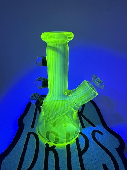 Filla John Glass Mini Beaker - UV Illuminati w/ Millies 10mm 45