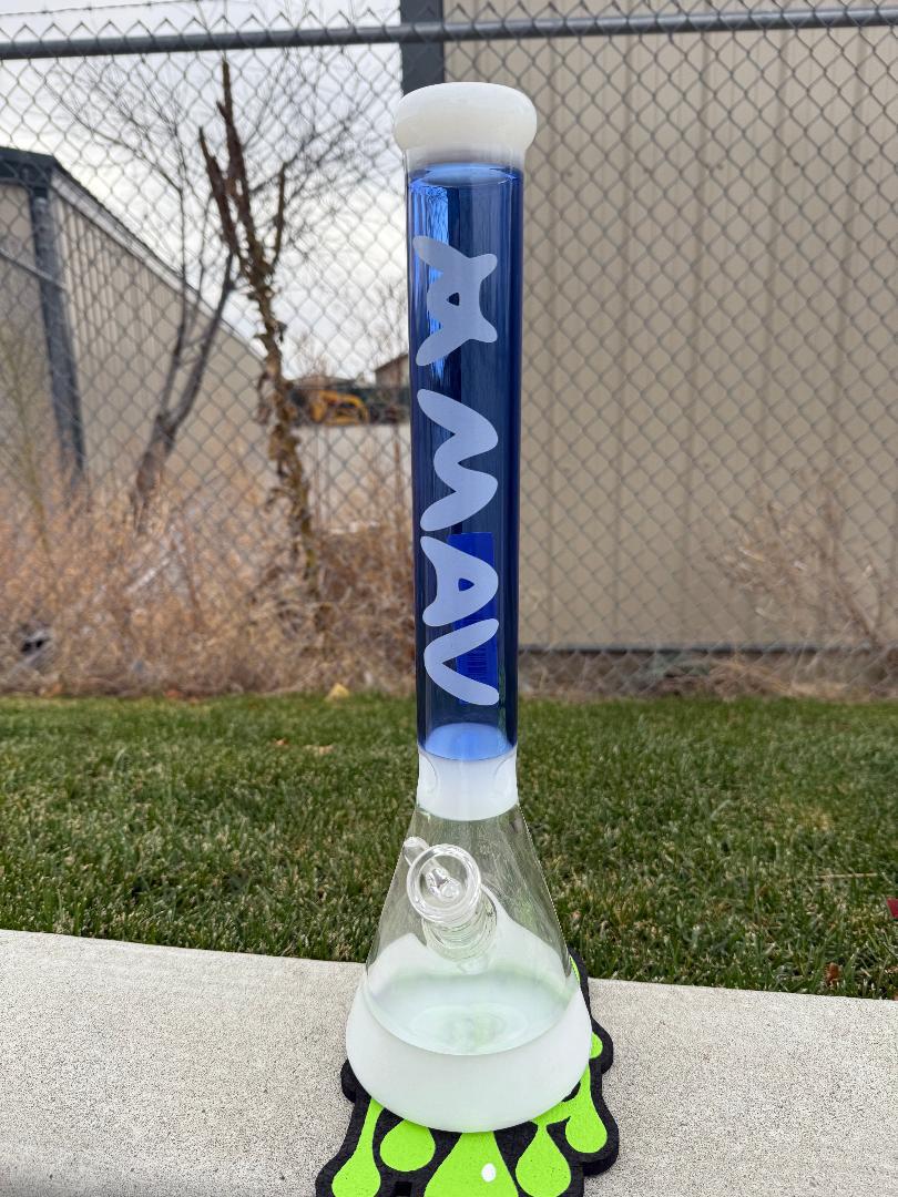 MAV Glass18" Beaker 14mm 45°- Hermosa Blue & White