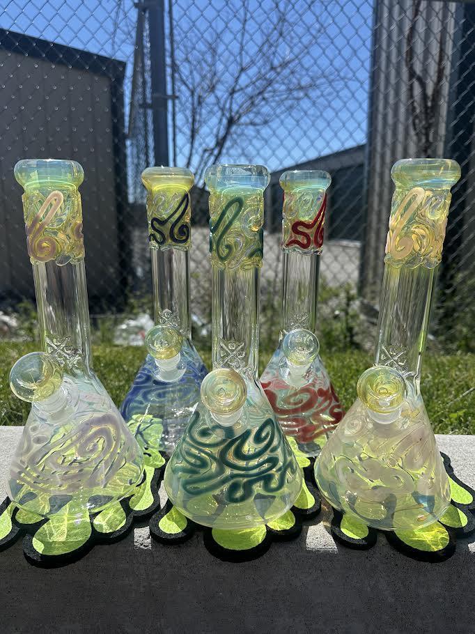 MJHoG 12" Flower Beaker - Squiggle Tech