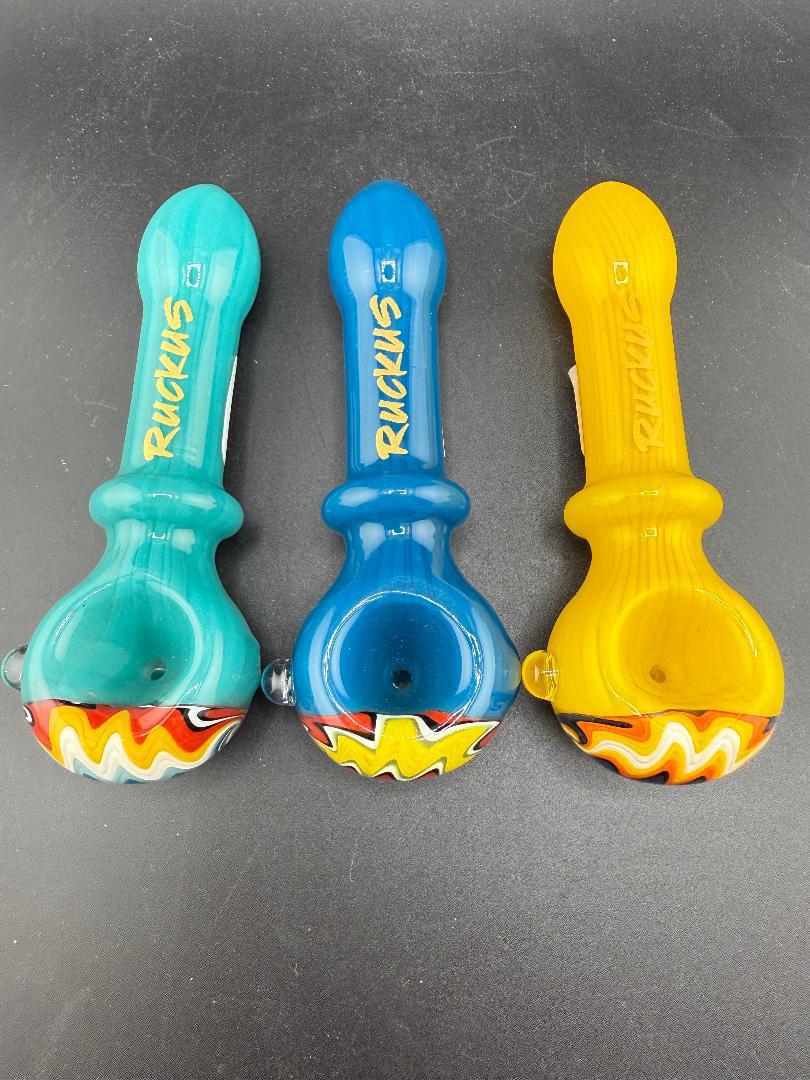 Ruckus Glass Hand Pipe -5" Wig Wag Cap