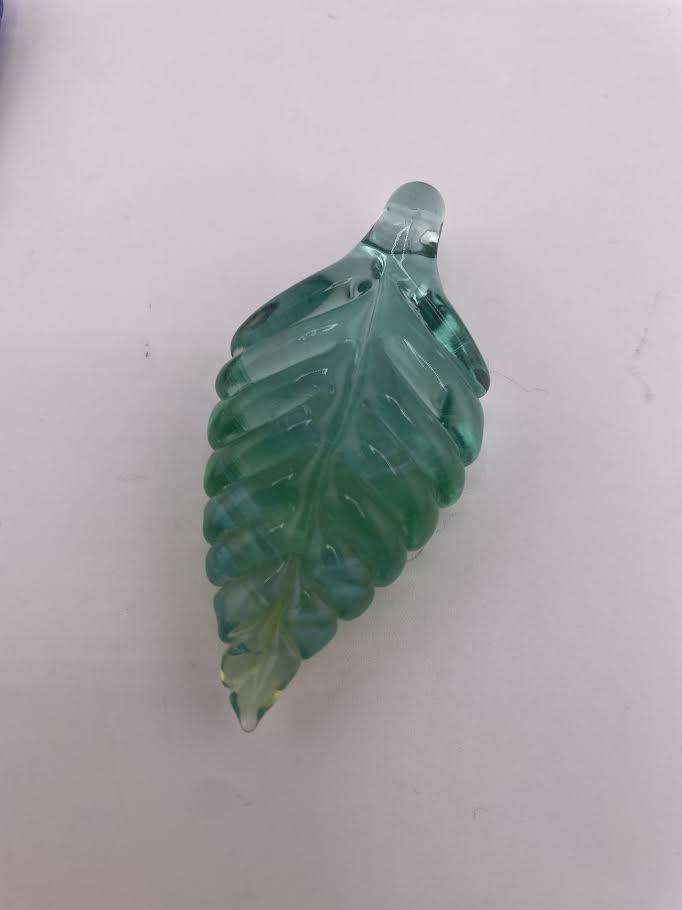 Madelyn Glass Pendant - Leaf