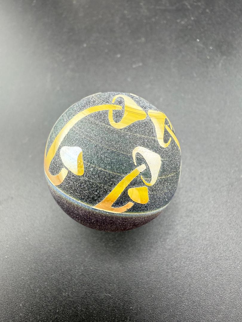 Danny W Glass Marble - 28mm Carved Mushrooms