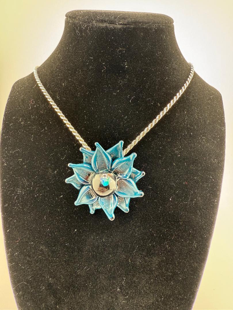 Pablos Glass Flower Pendants