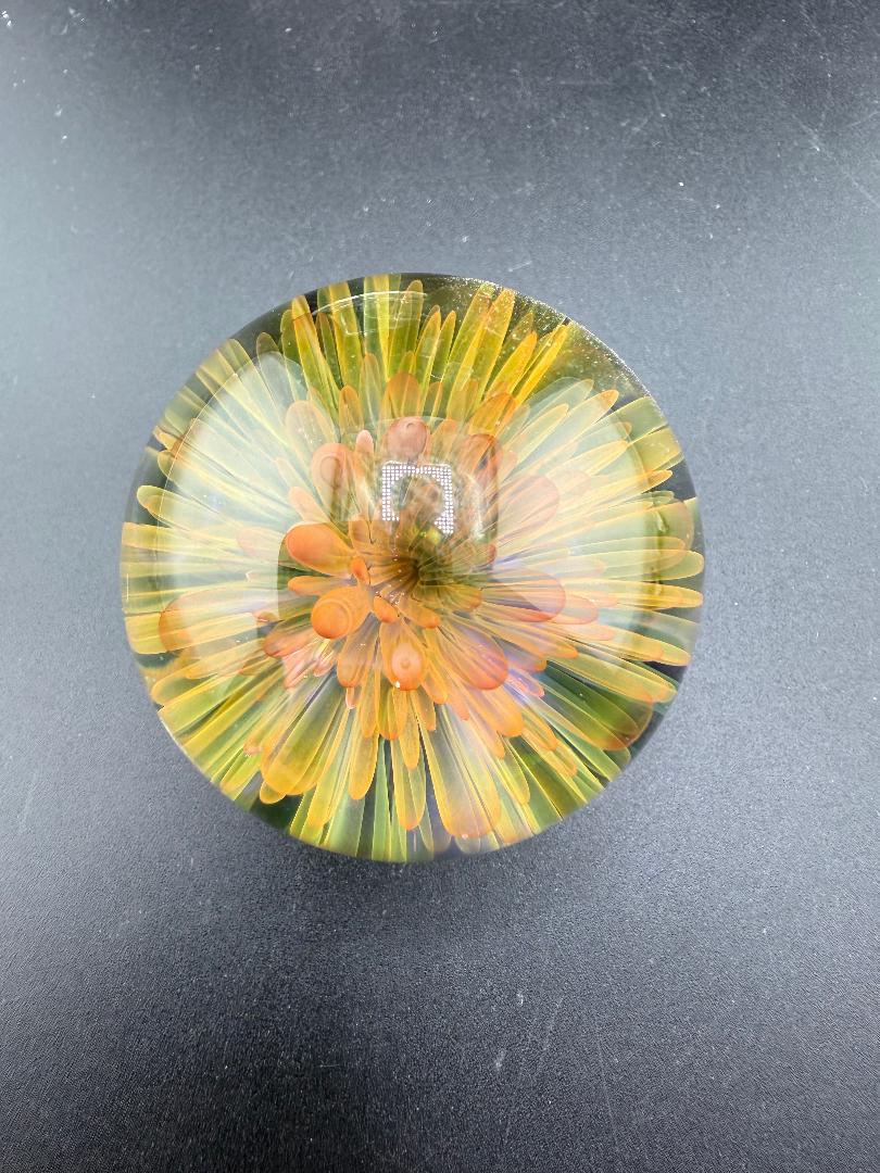McDoogIe Glass Marble – 45mm Gold Fume Implosion
