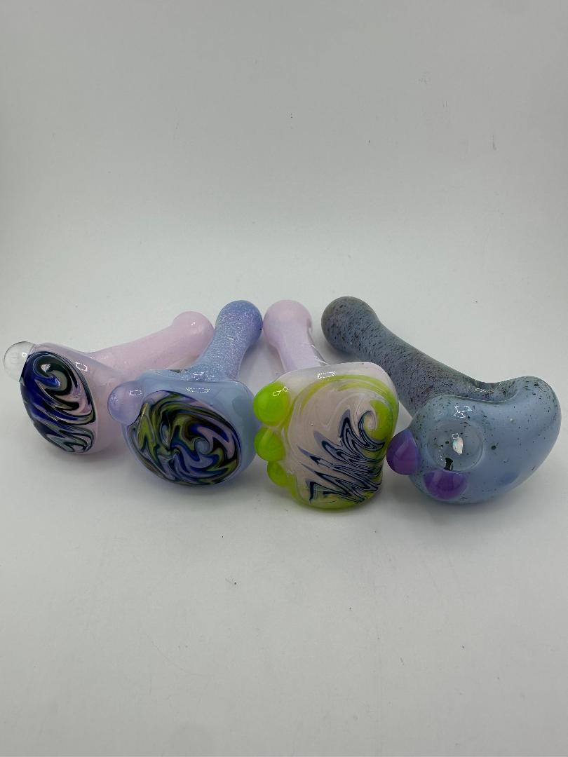 Mop Head Glass Dry Pipe - Luster w/ Wig Wag Cap and Opal Attachment