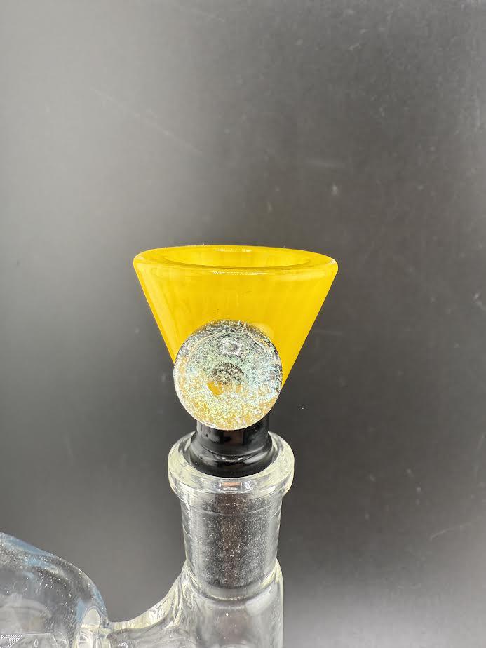 Dichro marble funnel bowl in yellow, 14mm, designed for stylish smoking accessories.