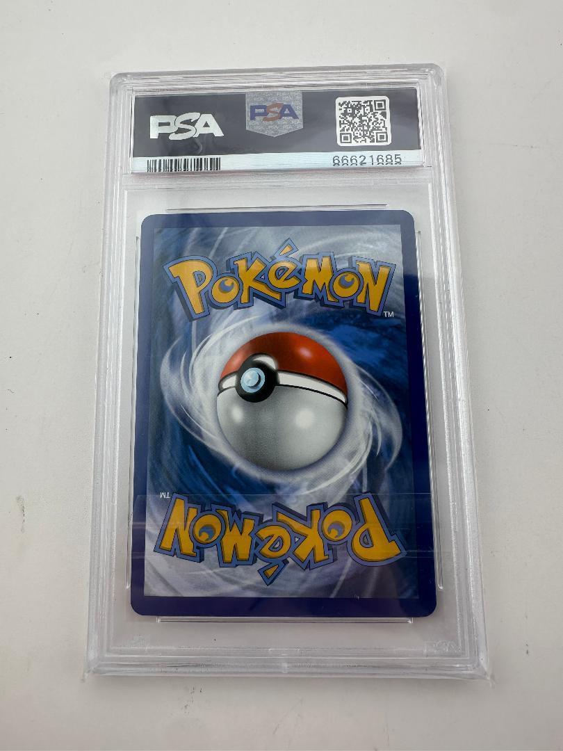 Pokémon TCG Graded – Machamp VMAX 194/189 – PSA Gem Mint 10 – Astral Radiance Rainbow Secret Rare