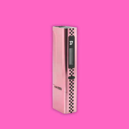 Huni Badger Portable Device Pro in pink with checkerboard design, perfect for consuming herbal extracts.
