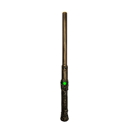 Smyle Wandjamin 510 Cart battery with LED light, designed for aromatherapy, resembling a magic wand.