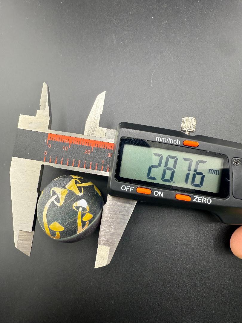 Danny W Glass Marble - 28mm Carved Mushrooms