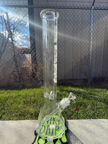 MAV Glass 18' Beaker 14mm 45° - Glow In The Dark Tribal