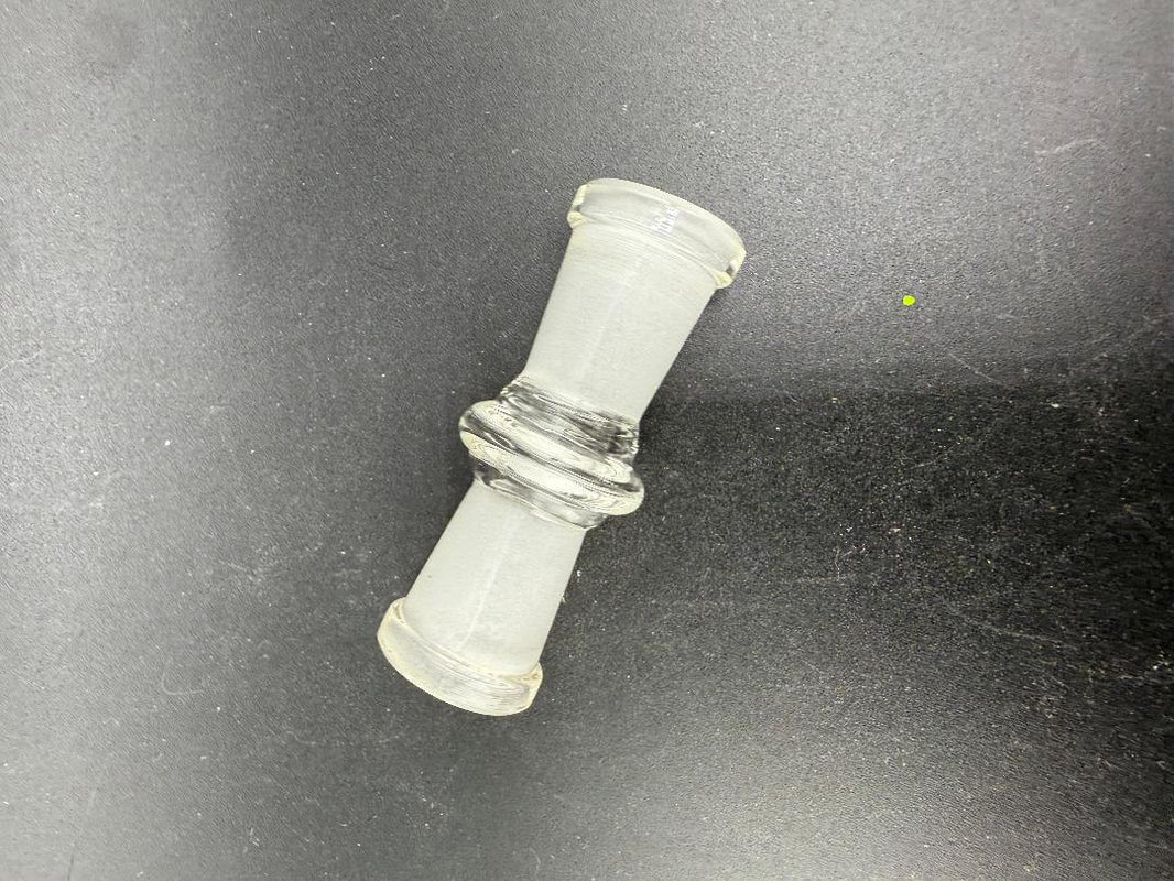 Adapterrl Man Glass Adapter 10mm To 10mm Female To Female – Handcrafted glass adapter for smooth connections.