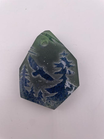 Brando Glass Pendant - Handcrafted Nature & Wildlife Collection
