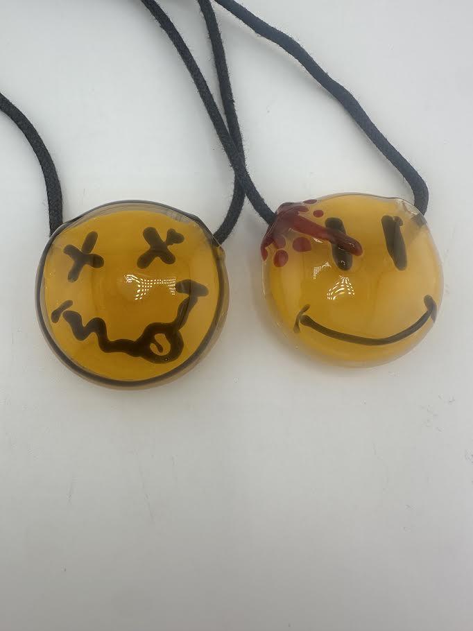 Crondo Glass Pendant - Smiley Face