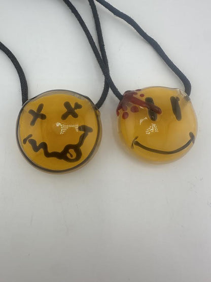 Crondo Glass Pendant - Smiley Face