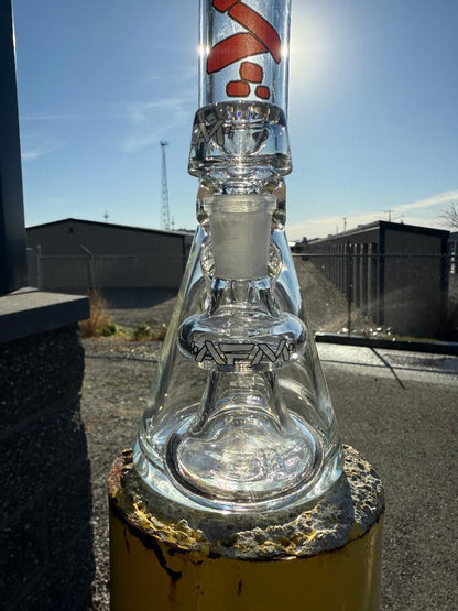 AFM Glass 18" Beaker w/ Ashcatcher 14mm 45° showcasing its sleek design and functionality.