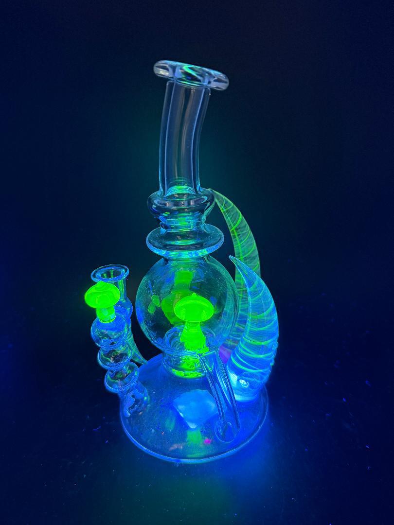 Brando Glass Blooper - Uv Mushroom w/ Dual Fumed Horns 10mm 90°