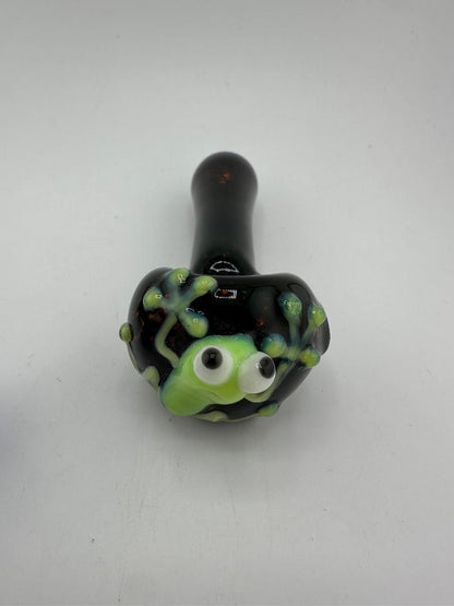 Crondo Glass Dry Pipe - Full Color w/ Clinging Frog