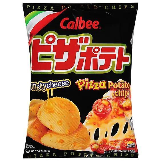 Calbee Potato Chips Pizza