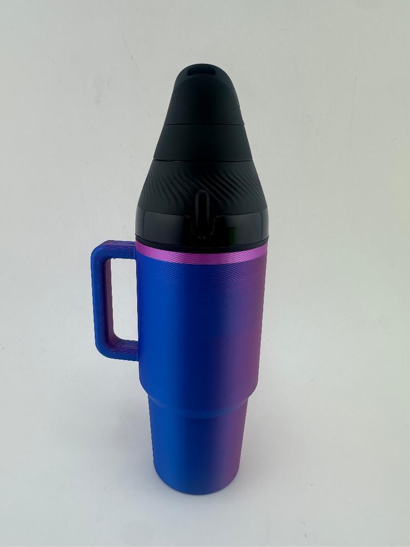 3D printed Puffco Proxy Core mug in blue and pink fade with handle design