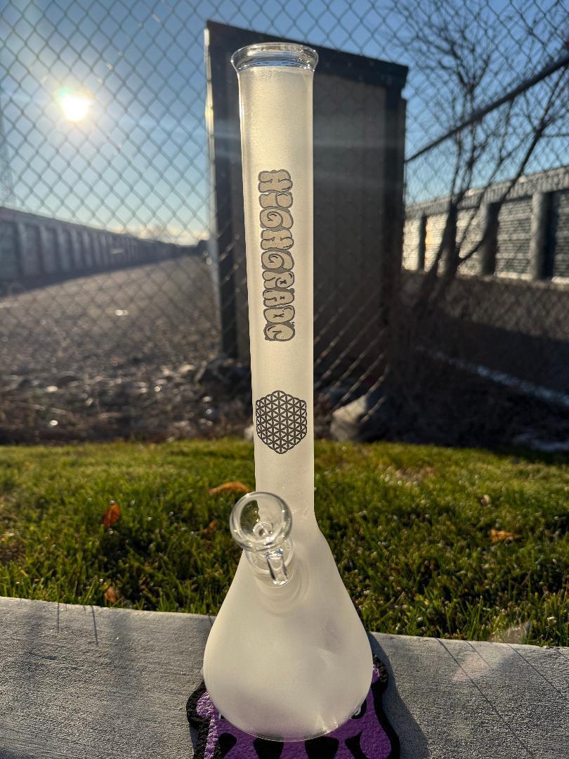 Highgrade Glass Flower Beaker - Sandblasted w/ Sacred Geometry Bake on 14mm 45°