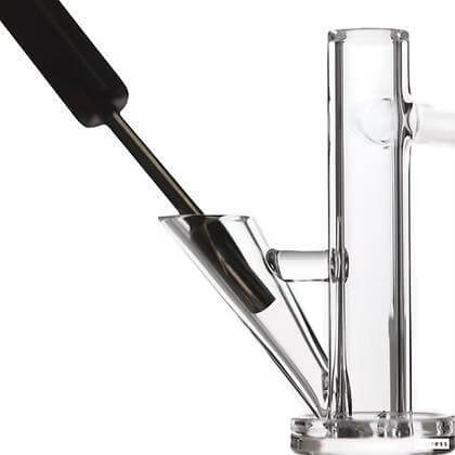 Bear Quartz The Slide Tower Quartz Banger Set with dab tool for easy, mess-free dabbing and optimal heat control.