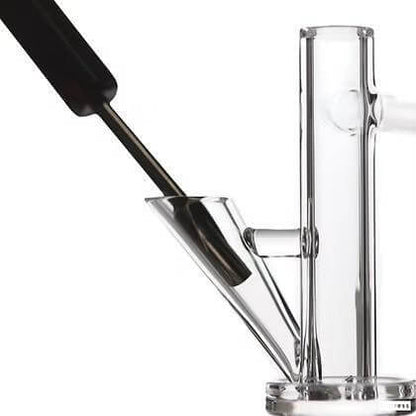 Bear Quartz The Slide Tower Quartz Banger Set with dab tool for easy, mess-free dabbing and optimal heat control.