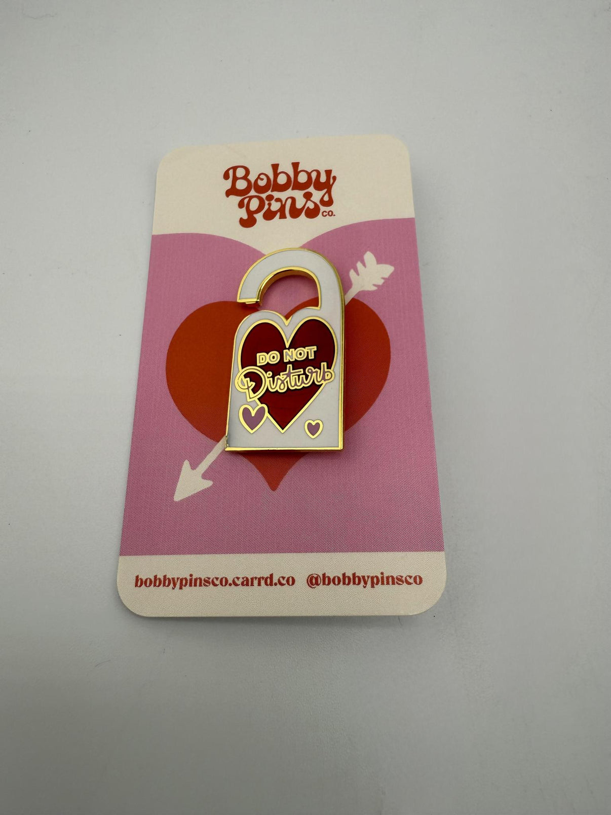 Bobby Pins Co. Enamel Pin - Do Not Disturb on decorative card featuring a heart design.