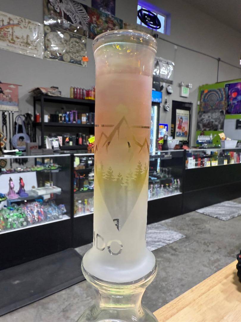 Brando Glass Blooper - Pacific North West Theme Lrg Heavy Fumed 14mm 90° showcasing intricate fume work and PNW design.