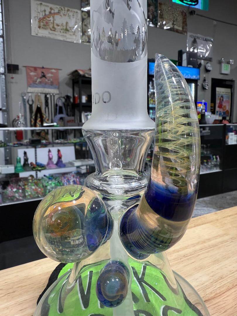 Brando Glass Flower Beaker - Sand Blasted Elf Forest Scene 14mm 45° showcasing a colorful glass design and unique features.