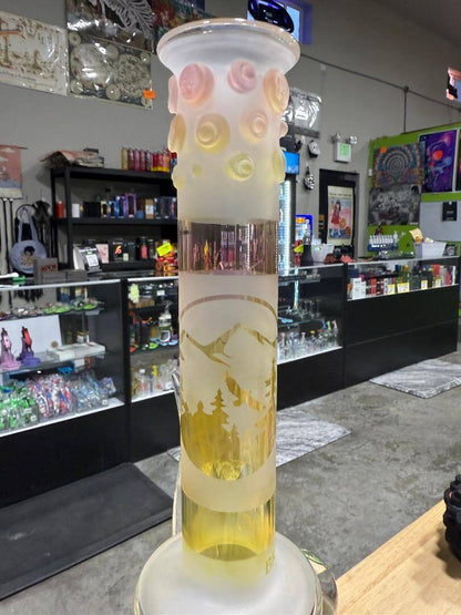 Brando Glass Flower Beaker - Sand Blasted Gold Fumed Mountain Scene 14mm 45° with colorful designs and mountain scene.