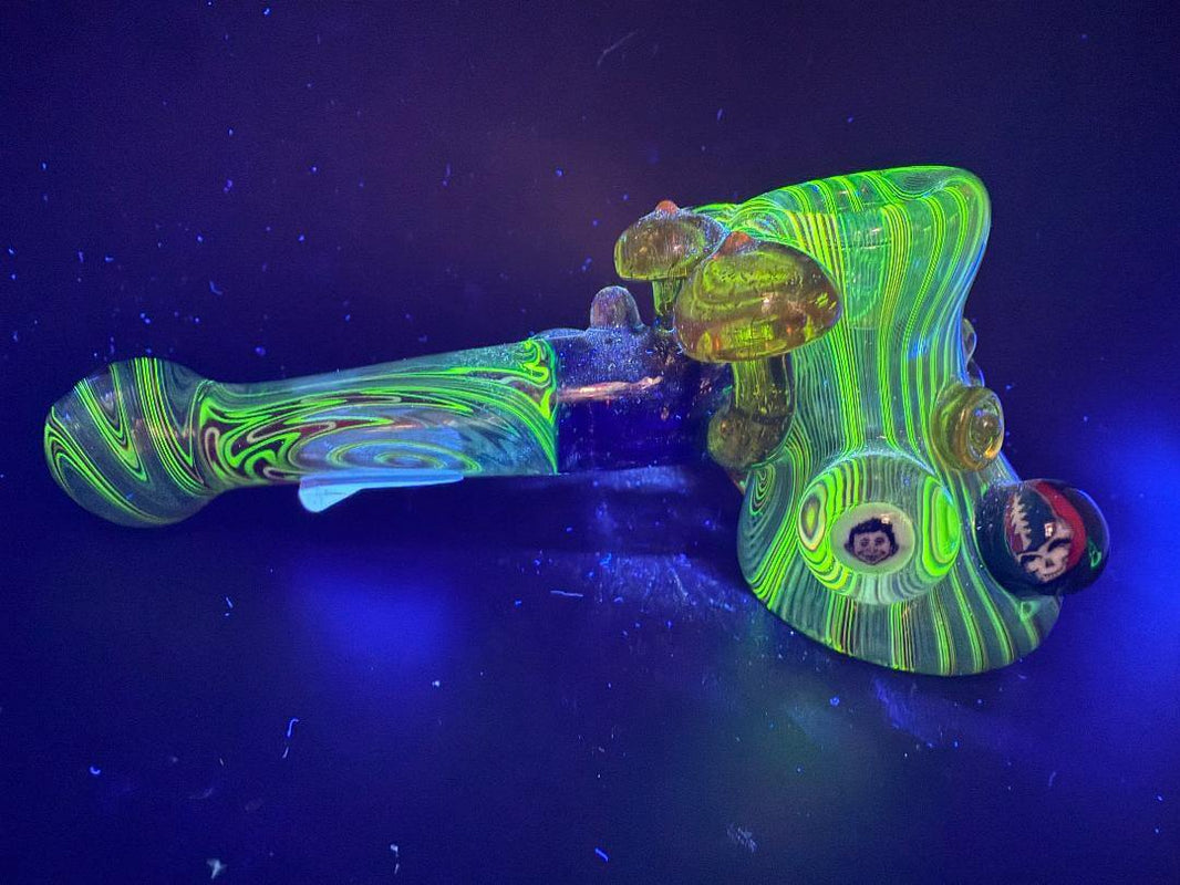 Brando Glass Hammer Pipe - Light Blue Red Linework w/ Yellow Mushroom & Grateful Dead Millie Attachments
