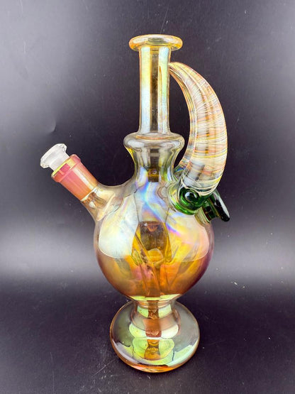 Brando Glass Horned Fumed Rig 10mm 90° - Hand-blown functional art with horned accents and vibrant color shifts.