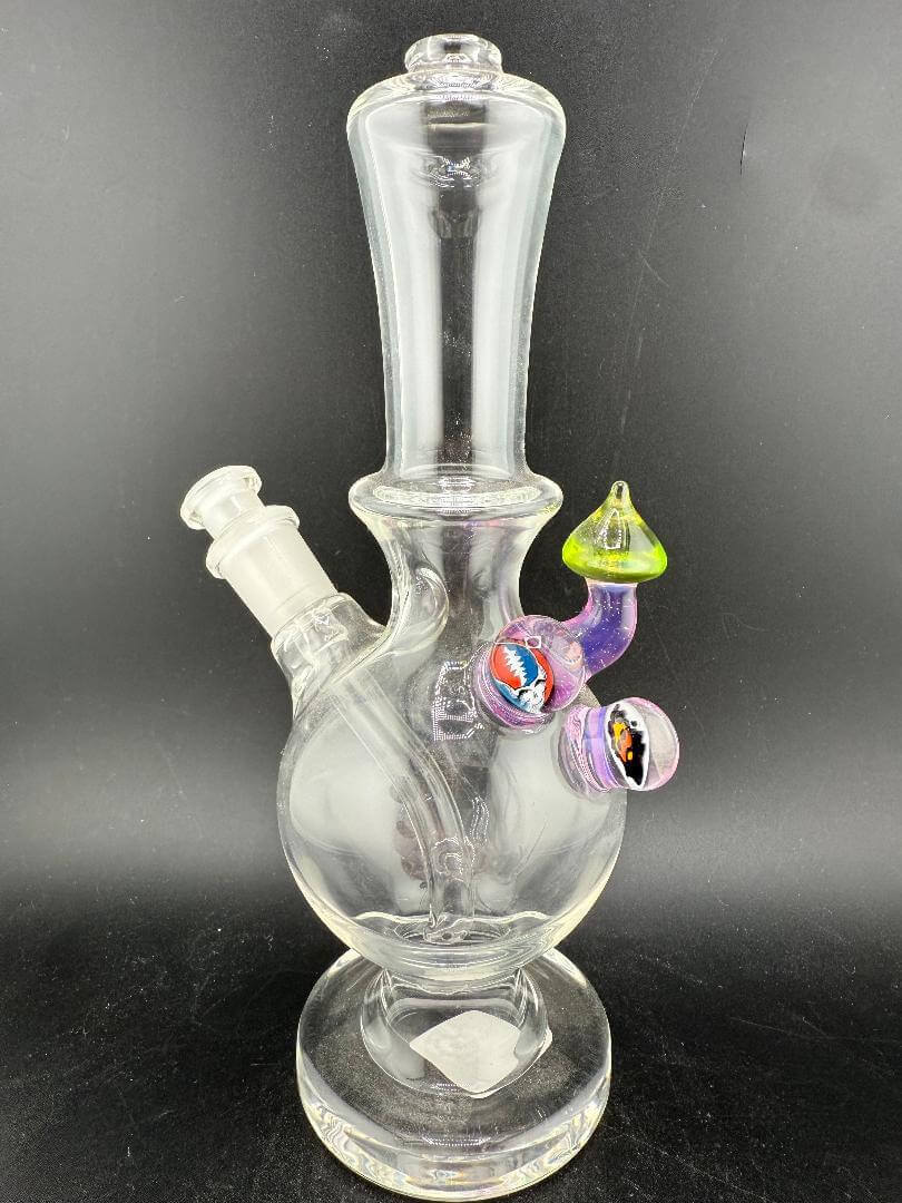 Brando Glass Mini Beaker - Green & Pink Mushroom w/ Grateful dead Millies 10mm 45° featuring a whimsical design.