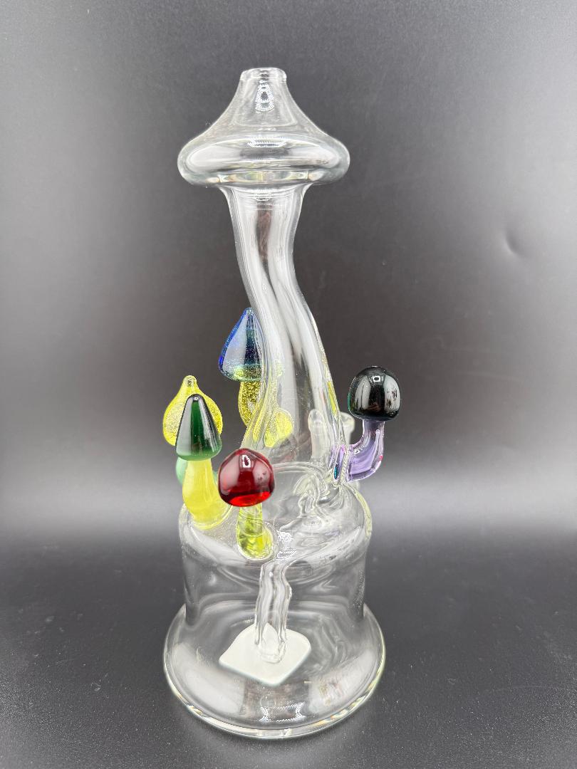 Brando Glass Mushroom Growth on Mushroom Rig 10mm 90° with colorful mushroom accents and artistic design.