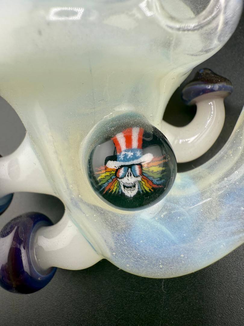 Brando Glass Sherlock Pipe - White Pipe w/ Mushroom & Grateful Dead Millie Attachment detailing the unique skull attachment.