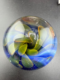 McDoogle Glass Marble – 40mm Gold Fume Implosion